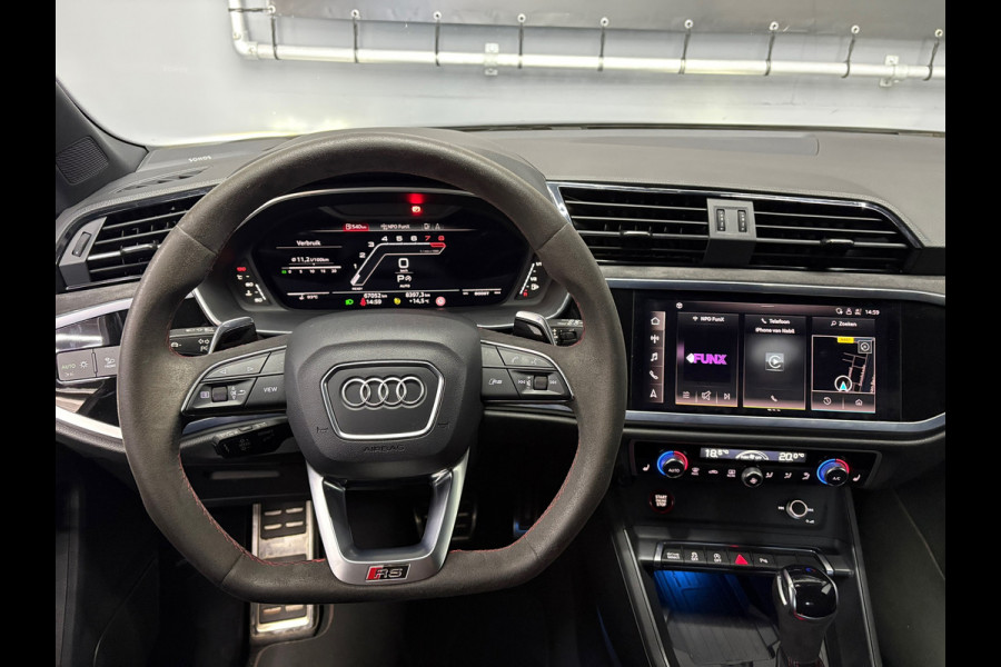 Audi RSQ3 Sportback 2.5 TFSI RS Seats Pano