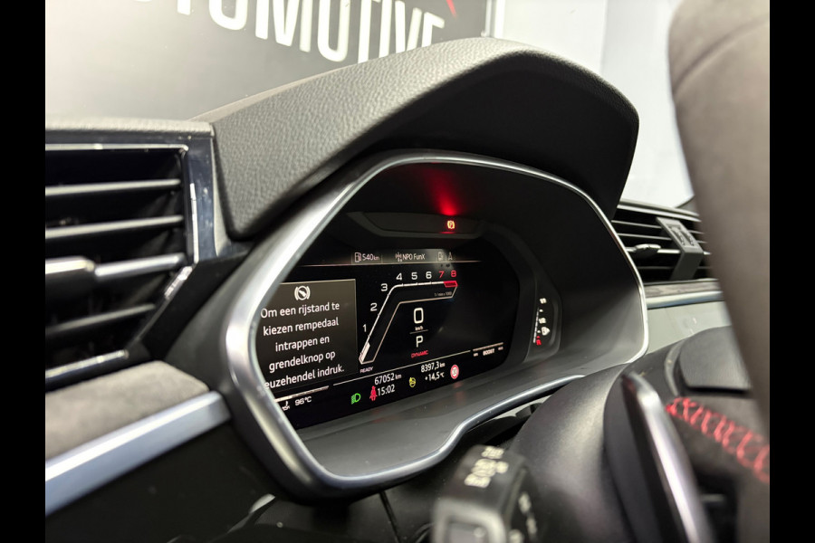 Audi RSQ3 Sportback 2.5 TFSI RS Seats Pano