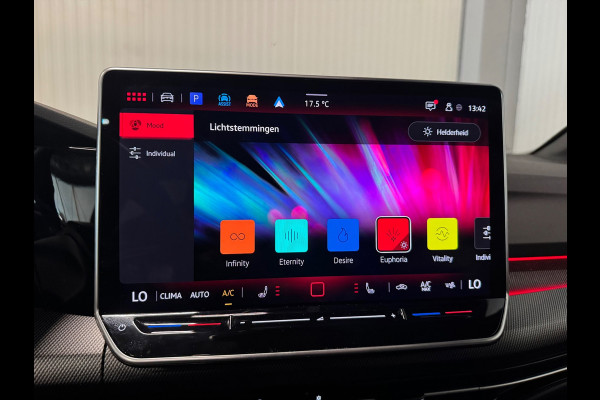 Volkswagen Golf 2.0 TSI GTI Clubsport| HUD | IQ LIGHTS | PANO | HARMAN KARDON | FACELIFT