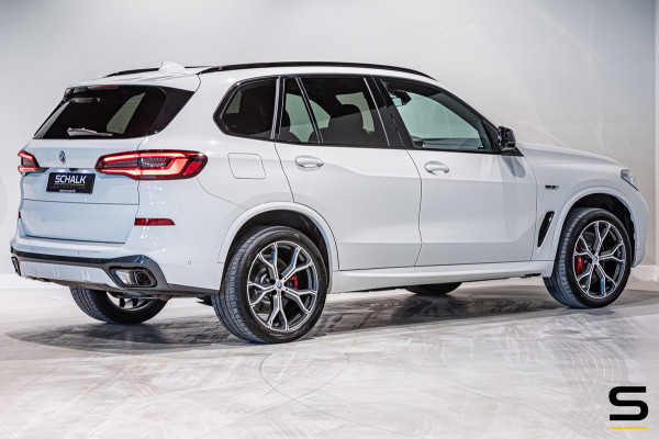 BMW X5 XDrive45e High Executive|M-sportPro|Pano|E-trekhaak