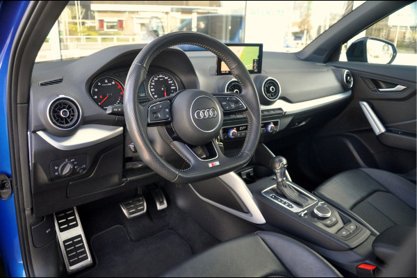 Audi Q2 35 TFSI S Edition | S-Tronic | Panoramadak | Trekhaak | 19 inch
