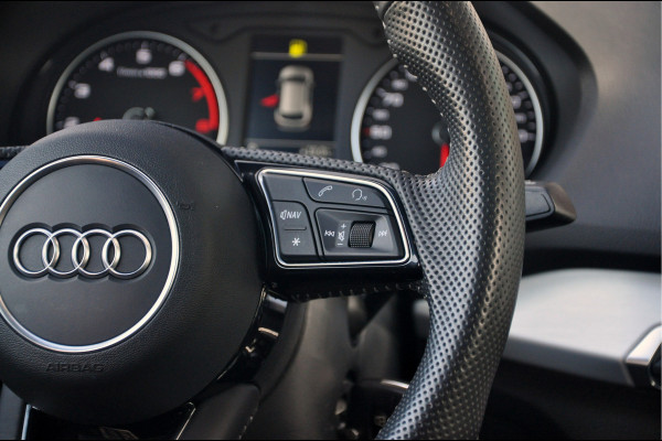 Audi Q2 35 TFSI S Edition | S-Tronic | Panoramadak | Trekhaak | 19 inch