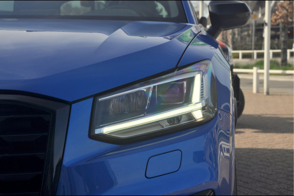 Audi Q2 35 TFSI S Edition | S-Tronic | Panoramadak | Trekhaak | 19 inch