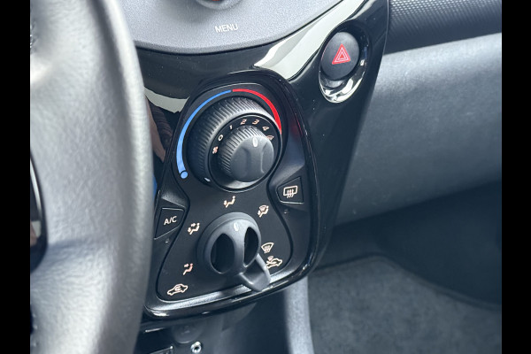 Citroën C1 1.0VTi 73pk 5Drs AircoElek.Ramen+Spiegels Stuurbekrachtiging Edition Privacy Glas Led Isofix ESP Comfort+Look Pack Bluetooth Origineel Nederlandse Auto slechts 24 euro per maand belasting!