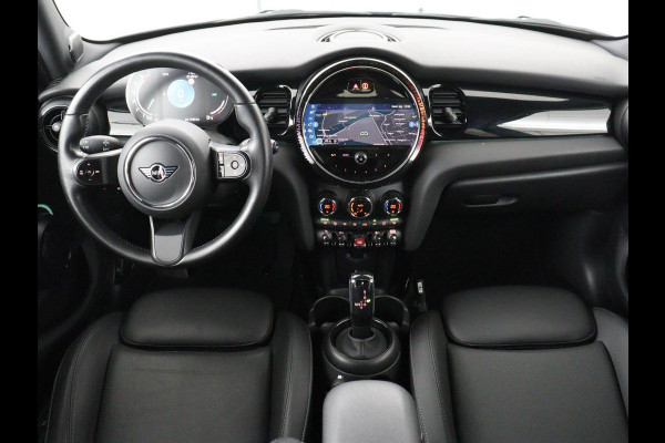 MINI One 1.5 Business Edition | Leder | Harman/Kardon | Matrix LED | Stoelverwarming | Camera | Carplay | Park Assist | Verwarmde voorruit | Climate control | Cruise control | Navigatie