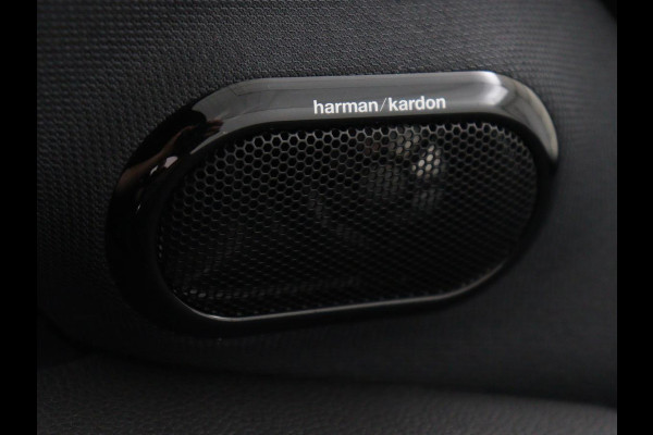 MINI One 1.5 Business Edition | Leder | Harman/Kardon | Matrix LED | Stoelverwarming | Camera | Carplay | Park Assist | Verwarmde voorruit | Climate control | Cruise control | Navigatie