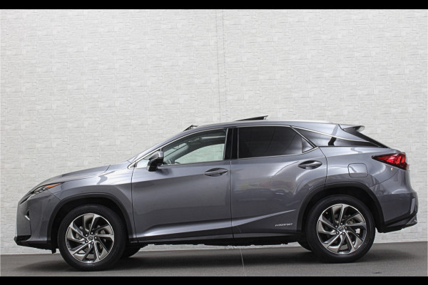 Lexus RX 450h 4WD President Line | Panorama | Origineel NL | 360 Camera | Mark-Levinson Sound | ACC | Stoelventilatie | Leder | Head-Up | Memory | Keyless-Entry | Stoelverwarming V+A | ISO-Glas | Zonwering | LED | Lane-Assist | Dodehoek | DAB | Draadloos Laden |
