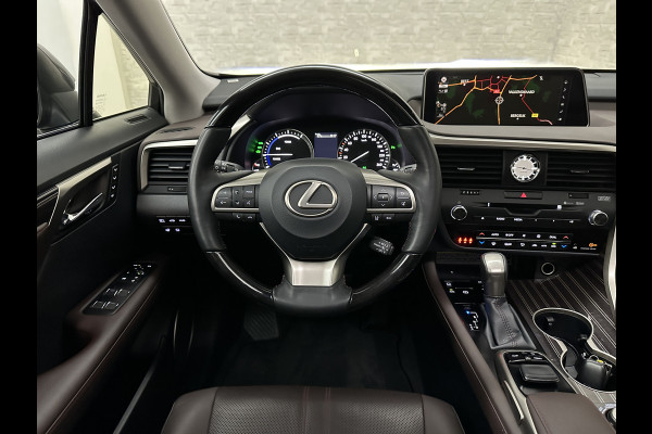 Lexus RX 450h 4WD President Line | Panorama | Origineel NL | 360 Camera | Mark-Levinson Sound | ACC | Stoelventilatie | Leder | Head-Up | Memory | Keyless-Entry | Stoelverwarming V+A | ISO-Glas | Zonwering | LED | Lane-Assist | Dodehoek | DAB | Draadloos Laden |