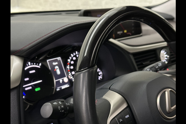 Lexus RX 450h 4WD President Line | Panorama | Origineel NL | 360 Camera | Mark-Levinson Sound | ACC | Stoelventilatie | Leder | Head-Up | Memory | Keyless-Entry | Stoelverwarming V+A | ISO-Glas | Zonwering | LED | Lane-Assist | Dodehoek | DAB | Draadloos Laden |