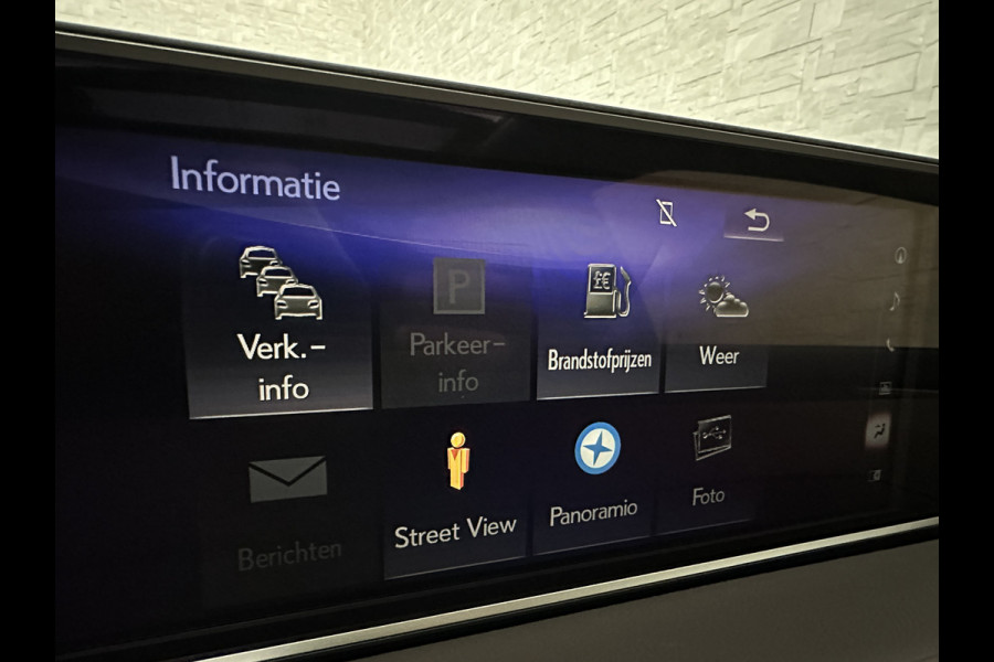 Lexus RX 450h 4WD President Line | Panorama | Origineel NL | 360 Camera | Mark-Levinson Sound | ACC | Stoelventilatie | Leder | Head-Up | Memory | Keyless-Entry | Stoelverwarming V+A | ISO-Glas | Zonwering | LED | Lane-Assist | Dodehoek | DAB | Draadloos Laden |