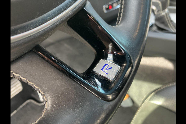 Volvo XC60 2.0 T5 AWD R-Design | HUD | Pano | Trekhaak | All-in prijs