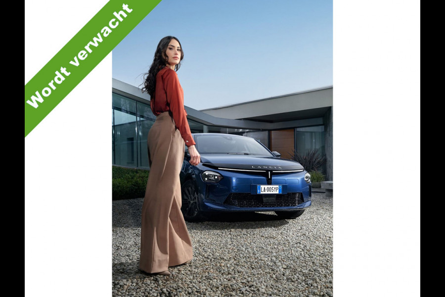 Lancia Ypsilon Edizione Cassina Limitata 51 kWh