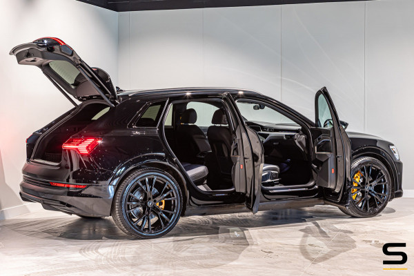 Audi e-tron S quattro 71 kWh|BlackEdition|22inch|Cam|StoelV
