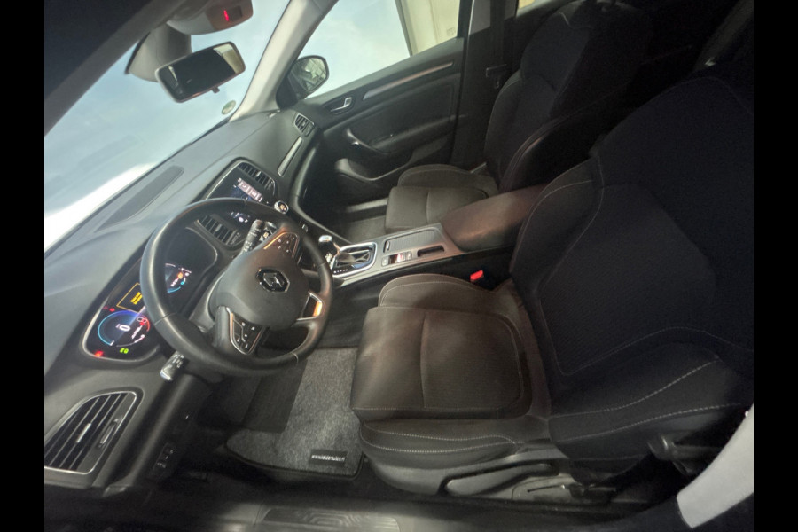 Renault Mégane Estate 1.6 E-Tech Plug-In Hybrid 160 Business Camera, trekhaak