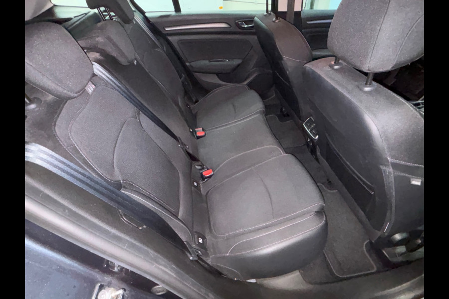 Renault Mégane Estate 1.6 E-Tech Plug-In Hybrid 160 Business Camera, trekhaak