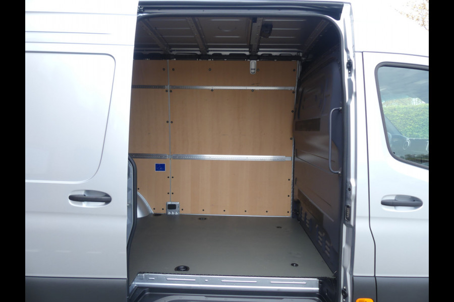 Mercedes-Benz Sprinter 317 CDI LED/Camera/PDC/Navigatie/Side bars