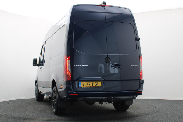 Mercedes-Benz Sprinter 319 3.0 CDI V6 Automaat L2H2 Leer, 3-Zits, LED, Camera, ACC, Airco, Rijstrooksensor, Trekhaak, 18''