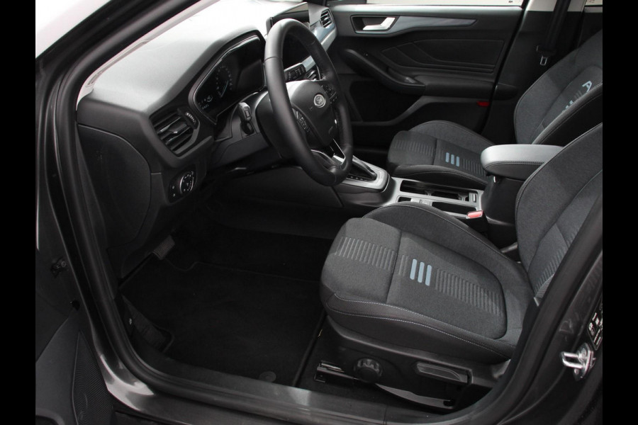 Ford Focus 1.0 EcoBoost 155pk Hybrid Automaat Active X | Navigatie | Climate Control | Camera | Parkeer sensoren | B&O | DAB | Led | Lichtmetalen velgen
