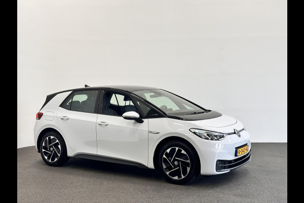 Volkswagen ID.3 Pro 58 kWh SOH 91% Airco ECC Navi Wireless Carplay Full LED Stoel/Stuurwielverwarming 18" East Derry Lichtmetaal