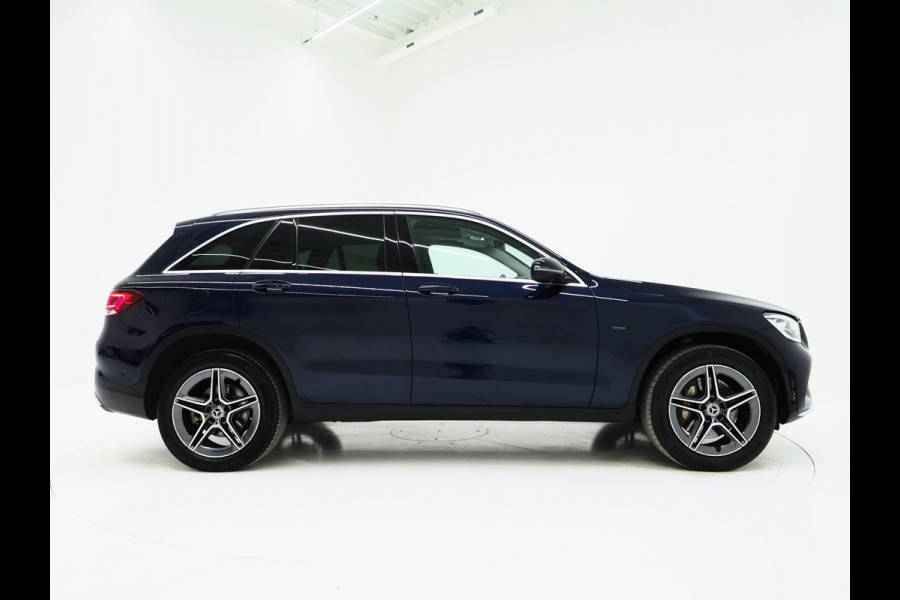 Mercedes-Benz GLC 300e 4MATIC AMG | Panoramadak | Leder | 360 | Sportstuur | Virtual | Cruise | DAB | LED