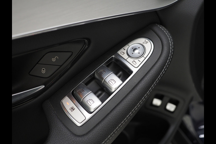 Mercedes-Benz GLC 300e 4MATIC AMG | Panoramadak | Leder | 360 | Sportstuur | Virtual | Cruise | DAB | LED