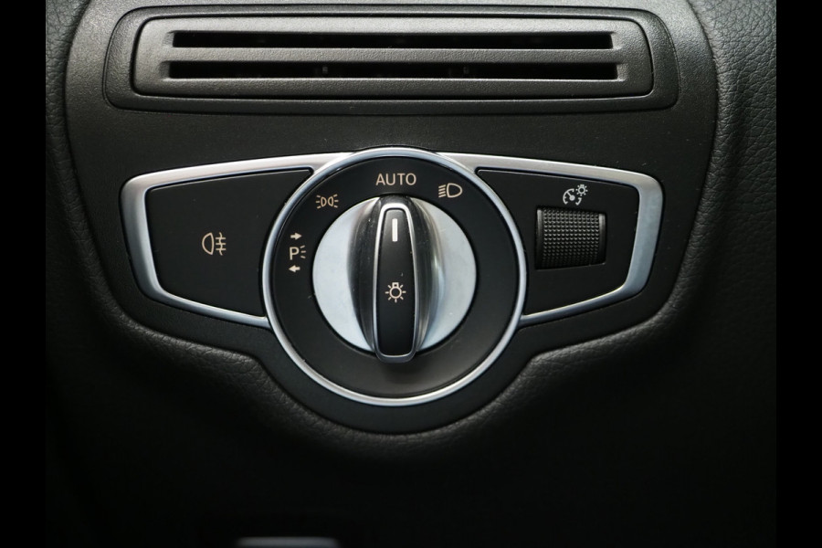 Mercedes-Benz GLC 300e 4MATIC AMG | Panoramadak | Leder | 360 | Sportstuur | Virtual | Cruise | DAB | LED