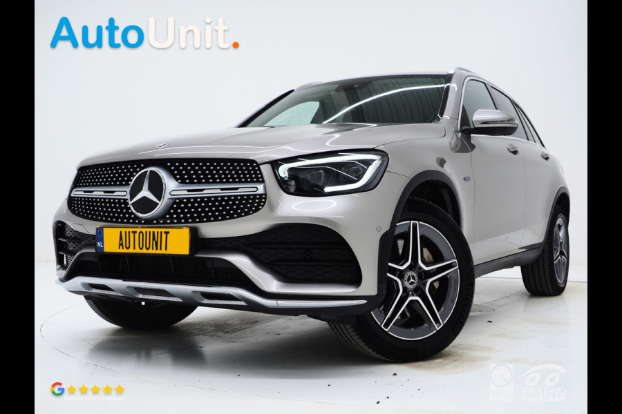 Mercedes-Benz GLC 300e 4MATIC AMG | Panoramadak | Sfeerlicht | Camera | Sportstuur | Virtual | Stoelverwarming | Carplay