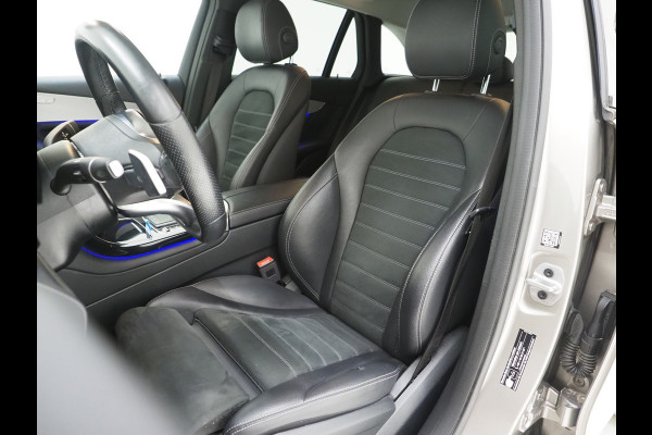 Mercedes-Benz GLC 300e 4MATIC AMG | Panoramadak | Sfeerlicht | Camera | Sportstuur | Virtual | Stoelverwarming | Carplay