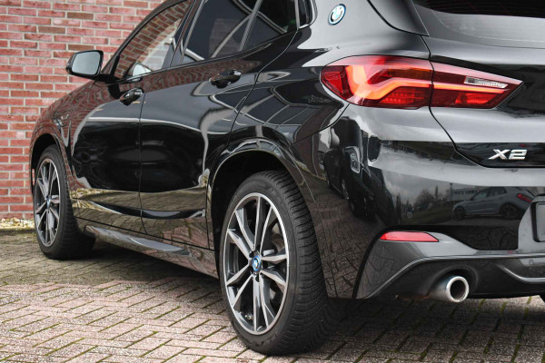 BMW X2 xDrive25e M-Sport Pano HUD El-zetels Camera Carplay 19inch