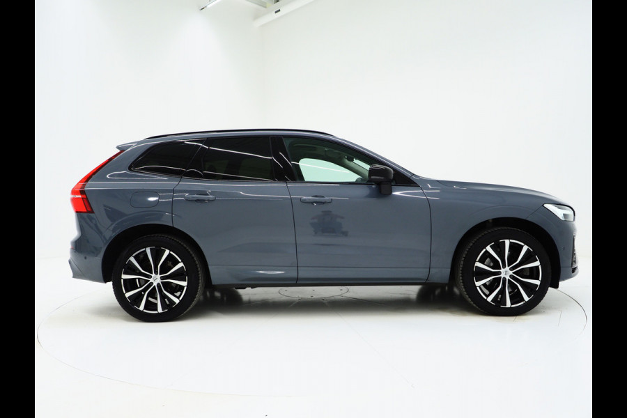 Volvo XC60 2.0 T6 Plug-in hybrid AWD Ultimate Dark Long Range | Panoramadak | Pilot Assist | Harman/Kardon | Leder | HUD | 360 | Keyless | Carplay