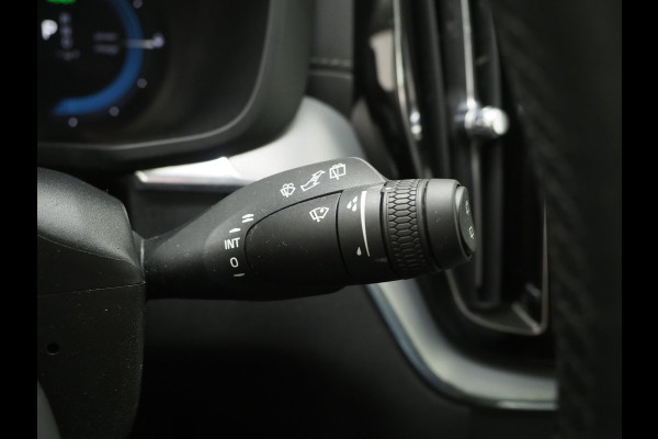 Volvo XC60 2.0 T6 Plug-in hybrid AWD Ultimate Dark Long Range | Panoramadak | Pilot Assist | Harman/Kardon | Leder | HUD | 360 | Keyless | Carplay