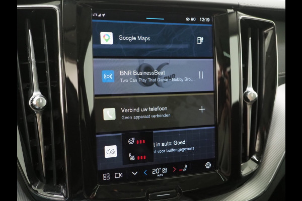 Volvo XC60 2.0 T6 Plug-in hybrid AWD Ultimate Dark Long Range | Panoramadak | Pilot Assist | Harman/Kardon | Leder | HUD | 360 | Keyless | Carplay