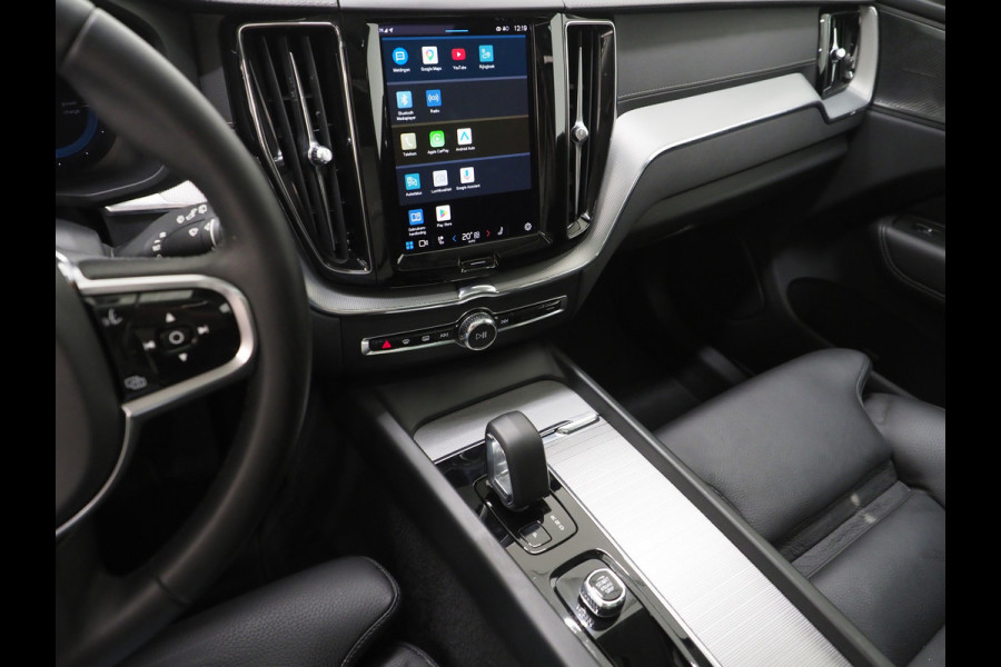 Volvo XC60 2.0 T6 Plug-in hybrid AWD Ultimate Dark Long Range | Panoramadak | Pilot Assist | Harman/Kardon | Leder | HUD | 360 | Keyless | Carplay