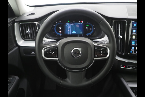 Volvo XC60 2.0 T6 Plug-in hybrid AWD Ultimate Dark Long Range | Panoramadak | Pilot Assist | Harman/Kardon | Leder | HUD | 360 | Keyless | Carplay