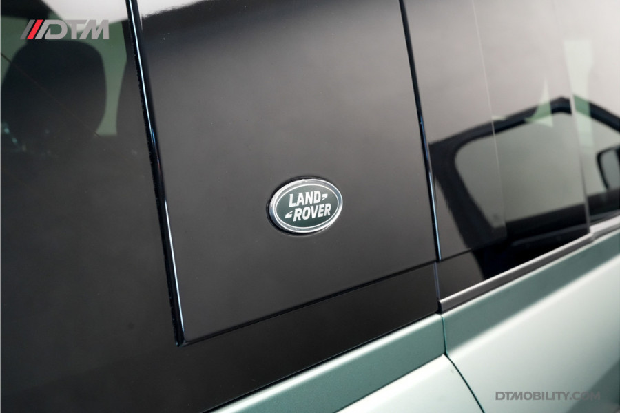 Land Rover Defender 110 2.0 P400e 110 S | Urban Widetrack | Panoramadak | Luchtvering |