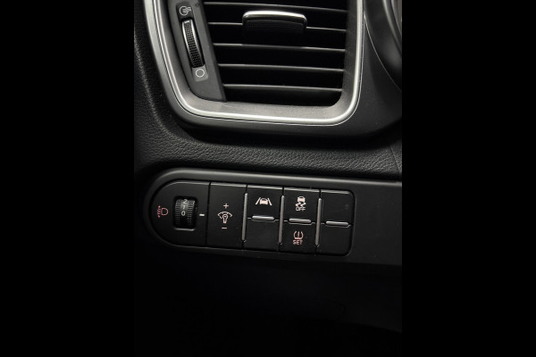 Kia Ceed 1.0 T-GDi DynamicLine Carplay, Navi, Camera