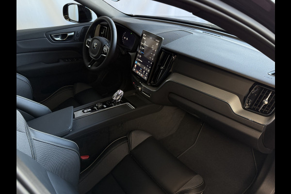 Volvo XC60 2.0 T6 AWD PLUS BLACK EDITION NIEUWSTE MODEL SCHUIFDAK HARMAN KARDON LEER PHEV Plug in Hybrid ✅ Top Auto's Wijchen ,  Altijd een Ruim aanbod van Volvo's i  BUSINESS / CORE / BRIGHT / DARK / ULTRA DARK / PLUS DARK / BLACK EDITION  / ESSENTIAL / T6 / T8 ✅