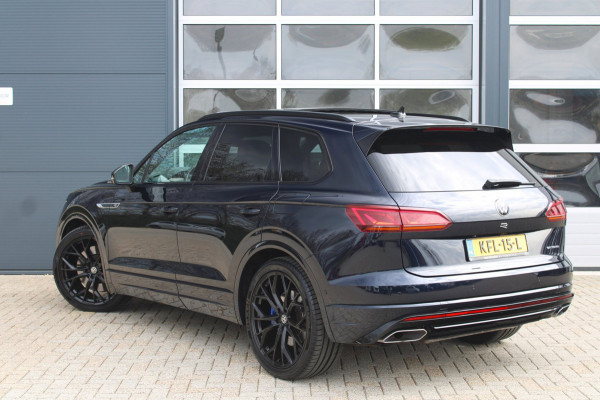 Volkswagen Touareg 3.0 TSi eHybrid 462pk 4MOTION R | Pano | HUD | Luchtvering | Massage | Elek. trekhaak