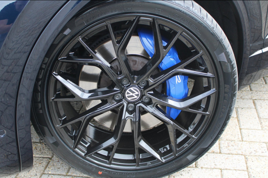 Volkswagen Touareg 3.0 TSi eHybrid 462pk 4MOTION R | Pano | HUD | Luchtvering | Massage | Elek. trekhaak