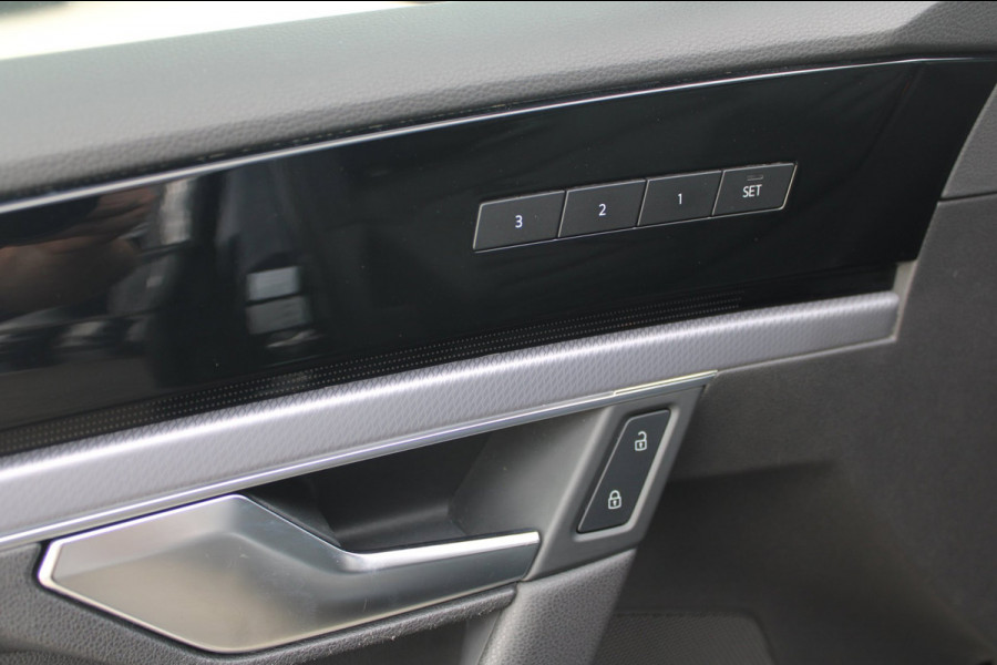 Volkswagen Touareg 3.0 TSi eHybrid 462pk 4MOTION R | Pano | HUD | Luchtvering | Massage | Elek. trekhaak
