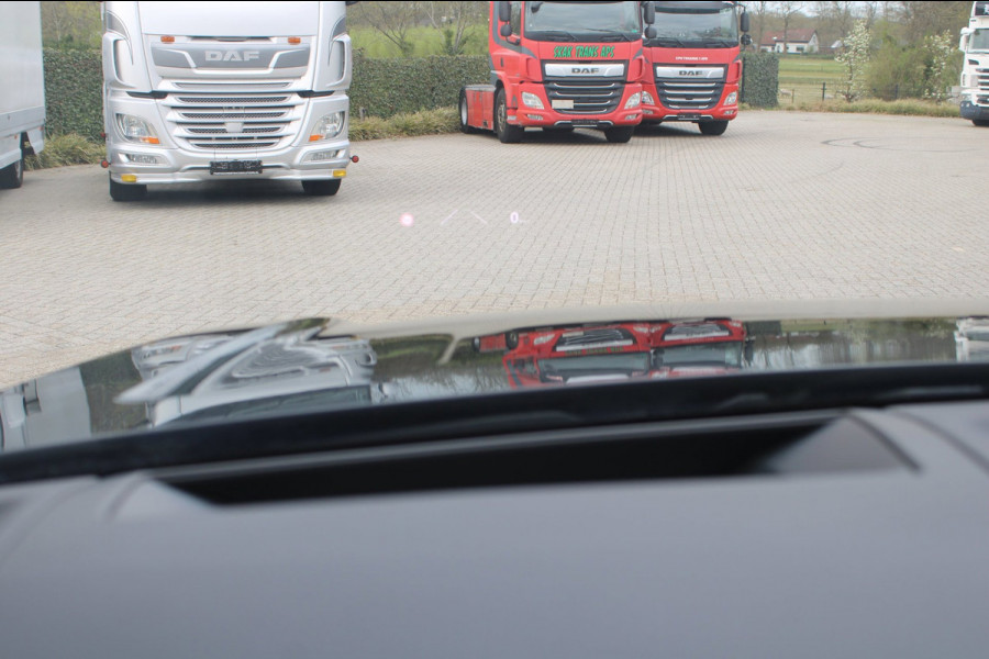 Volkswagen Touareg 3.0 TSi eHybrid 462pk 4MOTION R | Pano | HUD | Luchtvering | Massage | Elek. trekhaak