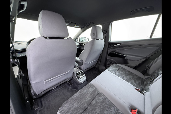 Volkswagen ID.4 SOH 91% Trekhaak Adap.Cruise Navi Ecc Apple Carplay Android Auto Stoelverwarming Voorruitverwarming Led Lmv 18" Isofix DAB Front Assist Bluetooth Rijstrooksensor Verkeersbord detectie 55kWh 1.000KG Trekgewicht Origineel Nederlandse Auto