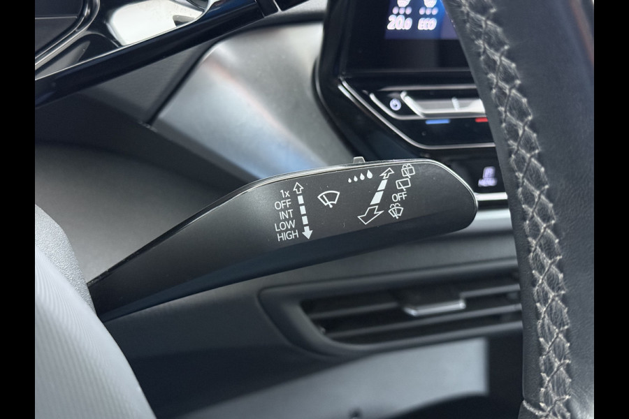 Volkswagen ID.4 SOH 91% Trekhaak Adap.Cruise Navi Ecc Apple Carplay Android Auto Stoelverwarming Voorruitverwarming Led Lmv 18" Isofix DAB Front Assist Bluetooth Rijstrooksensor Verkeersbord detectie 55kWh 1.000KG Trekgewicht Origineel Nederlandse Auto