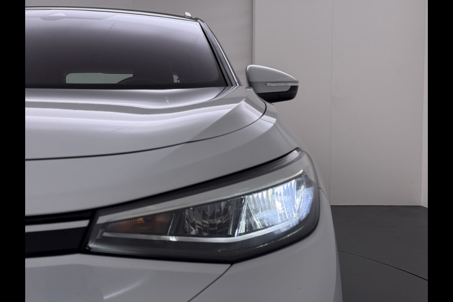 Volkswagen ID.4 SOH 91% Trekhaak Adap.Cruise Navi Ecc Apple Carplay Android Auto Stoelverwarming Voorruitverwarming Led Lmv 18" Isofix DAB Front Assist Bluetooth Rijstrooksensor Verkeersbord detectie 55kWh 1.000KG Trekgewicht Origineel Nederlandse Auto