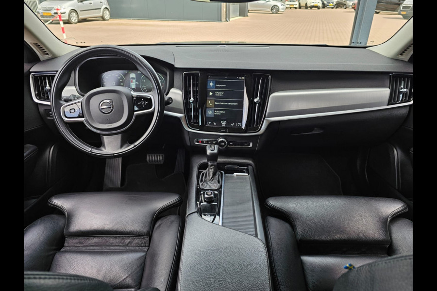 Volvo V90 2.0 T4 Momentum | Automaat | LED | Trekhaak | App-connect | Leder | Stuur & stoelverwarming | BLIS | Elek. stoelen | Elek. achterklep |