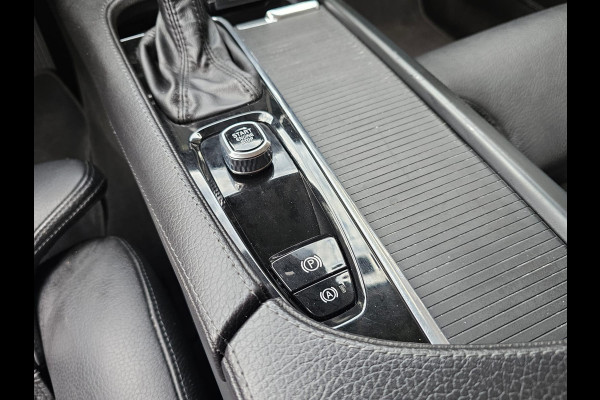 Volvo V90 2.0 T4 Momentum | Automaat | LED | Trekhaak | App-connect | Leder | Stuur & stoelverwarming | BLIS | Elek. stoelen | Elek. achterklep |