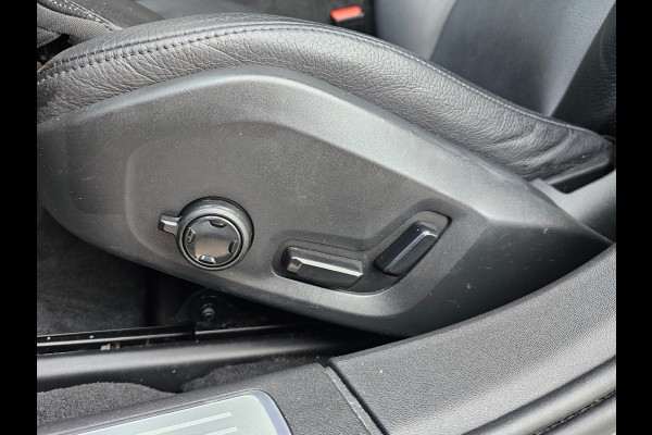 Volvo V90 2.0 T4 Momentum | Automaat | LED | Trekhaak | App-connect | Leder | Stuur & stoelverwarming | BLIS | Elek. stoelen | Elek. achterklep |