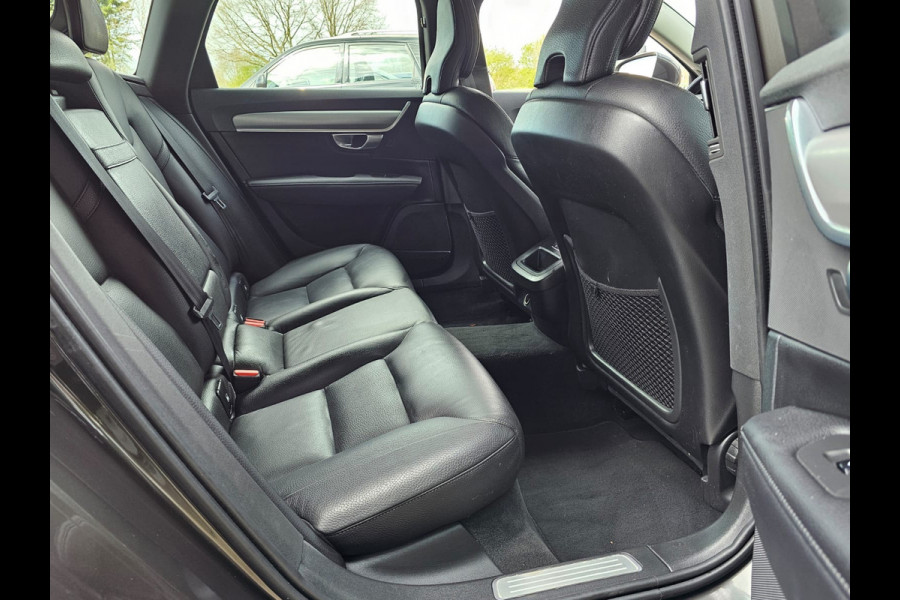 Volvo V90 2.0 T4 Momentum | Automaat | LED | Trekhaak | App-connect | Leder | Stuur & stoelverwarming | BLIS | Elek. stoelen | Elek. achterklep |