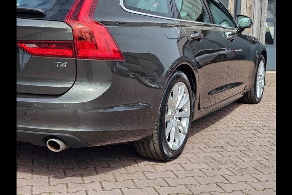 Volvo V90 2.0 T4 Momentum | Automaat | LED | Trekhaak | App-connect | Leder | Stuur & stoelverwarming | BLIS | Elek. stoelen | Elek. achterklep |