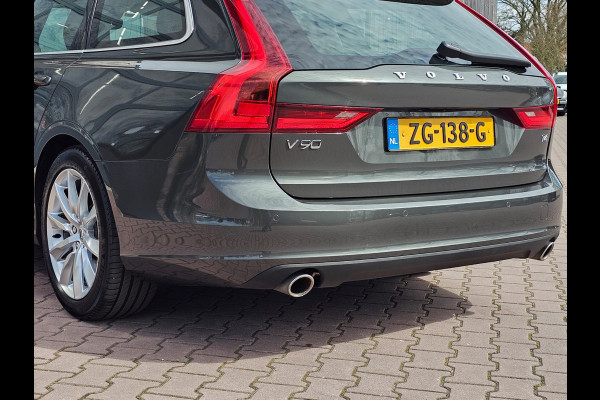 Volvo V90 2.0 T4 Momentum | Automaat | LED | Trekhaak | App-connect | Leder | Stuur & stoelverwarming | BLIS | Elek. stoelen | Elek. achterklep |